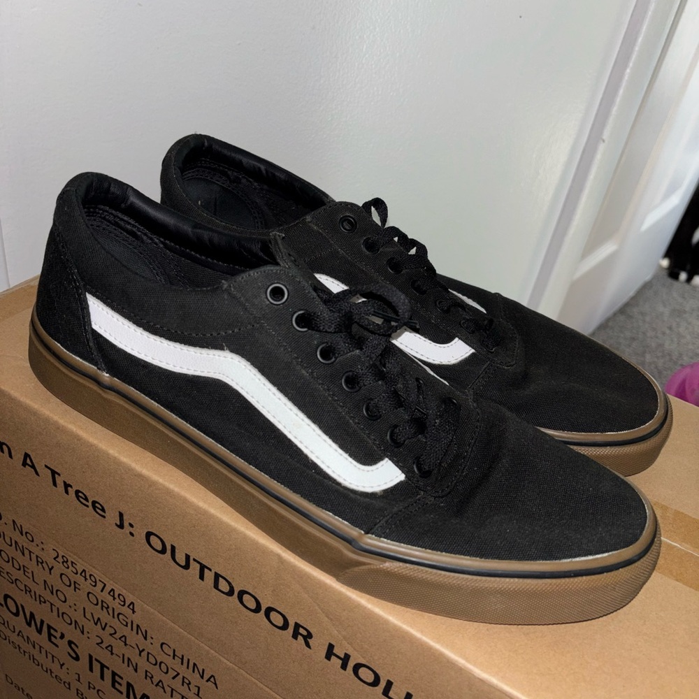 Vans Old Skool Black Gum Sole Men’s Shoes Size 13